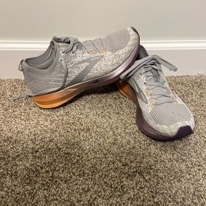 Brooks Levitate 3
